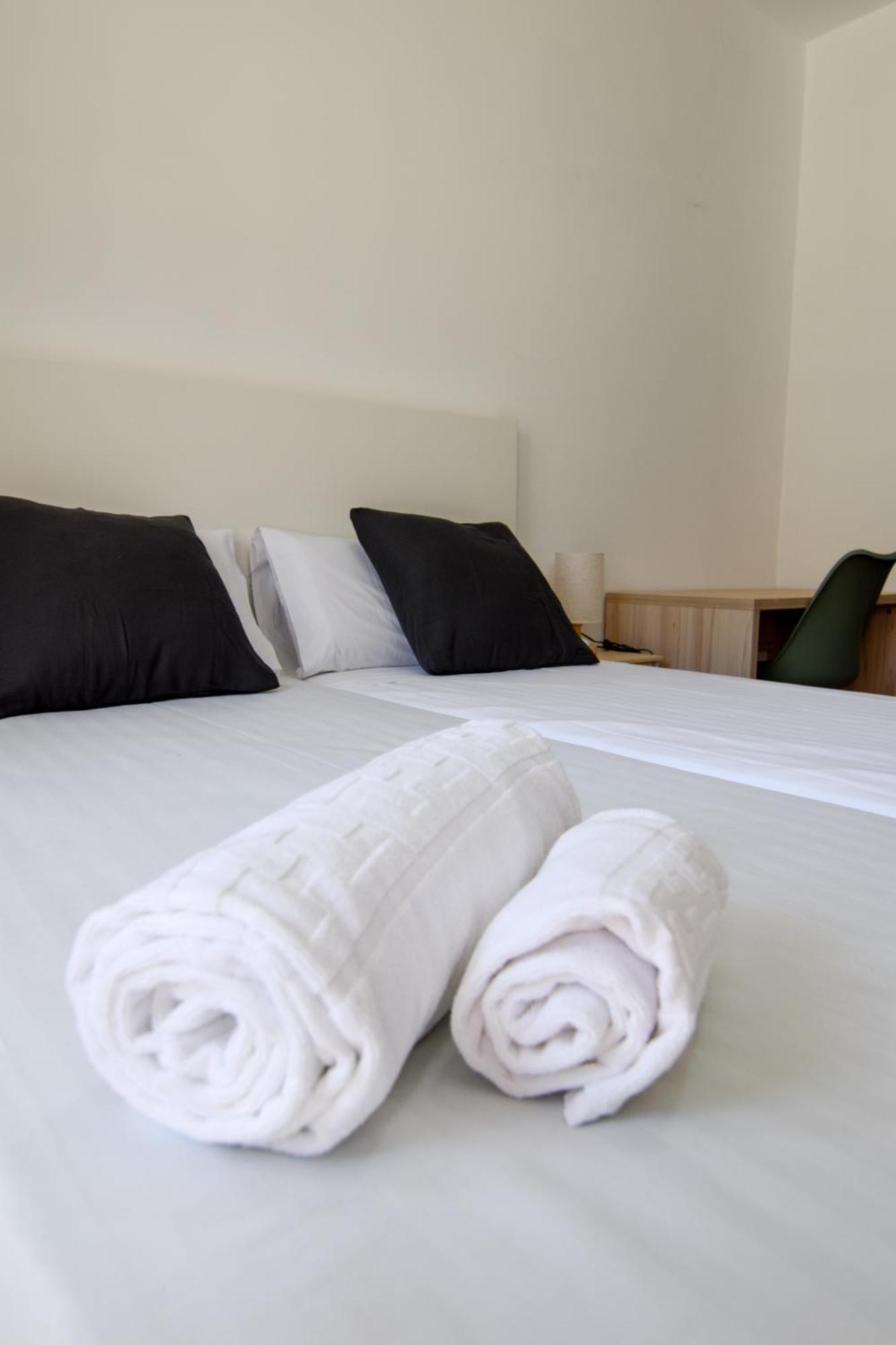 Letplanet Riquelme Apartment Малага Екстериор снимка