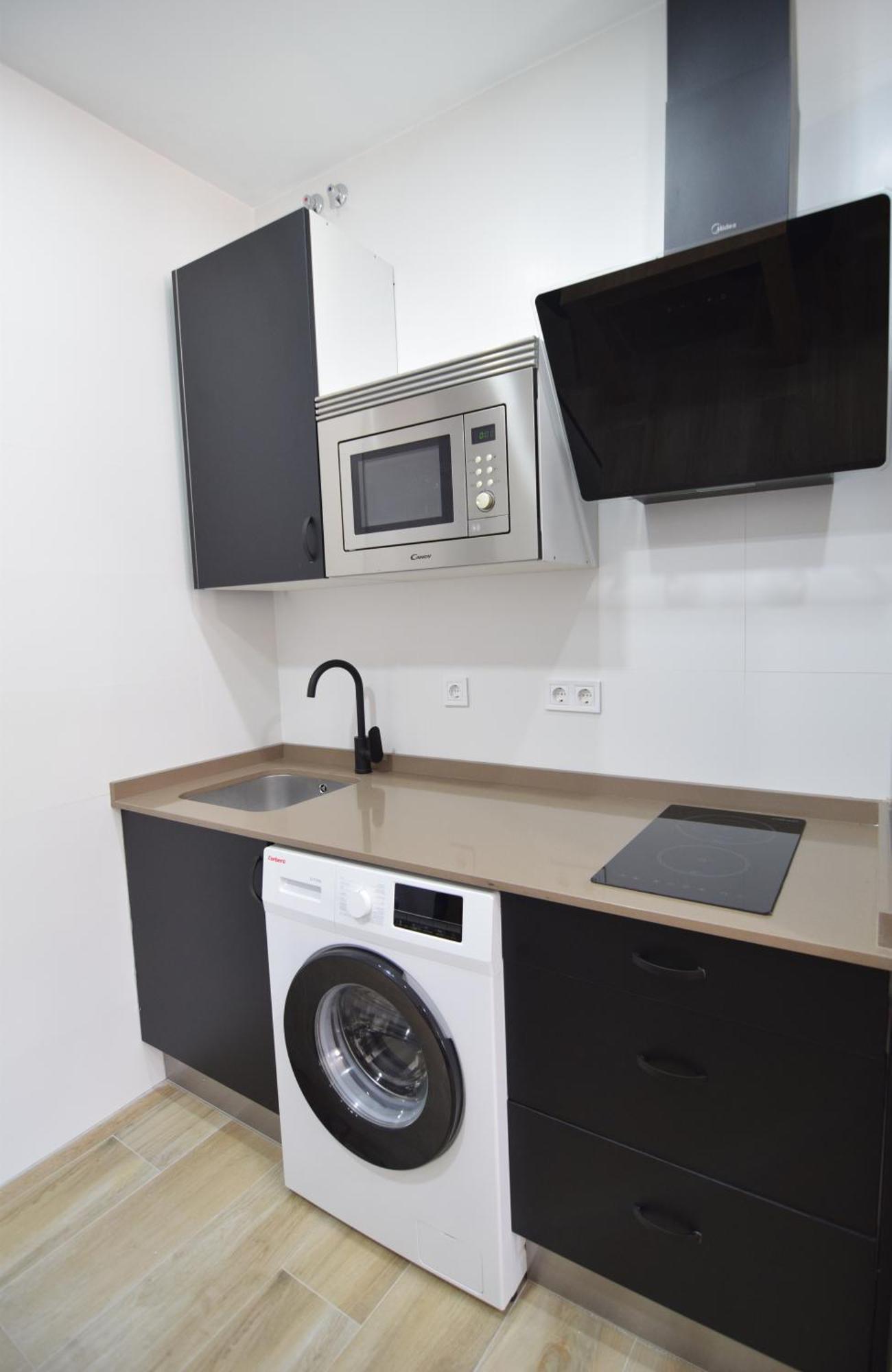 Letplanet Riquelme Apartment Малага Екстериор снимка
