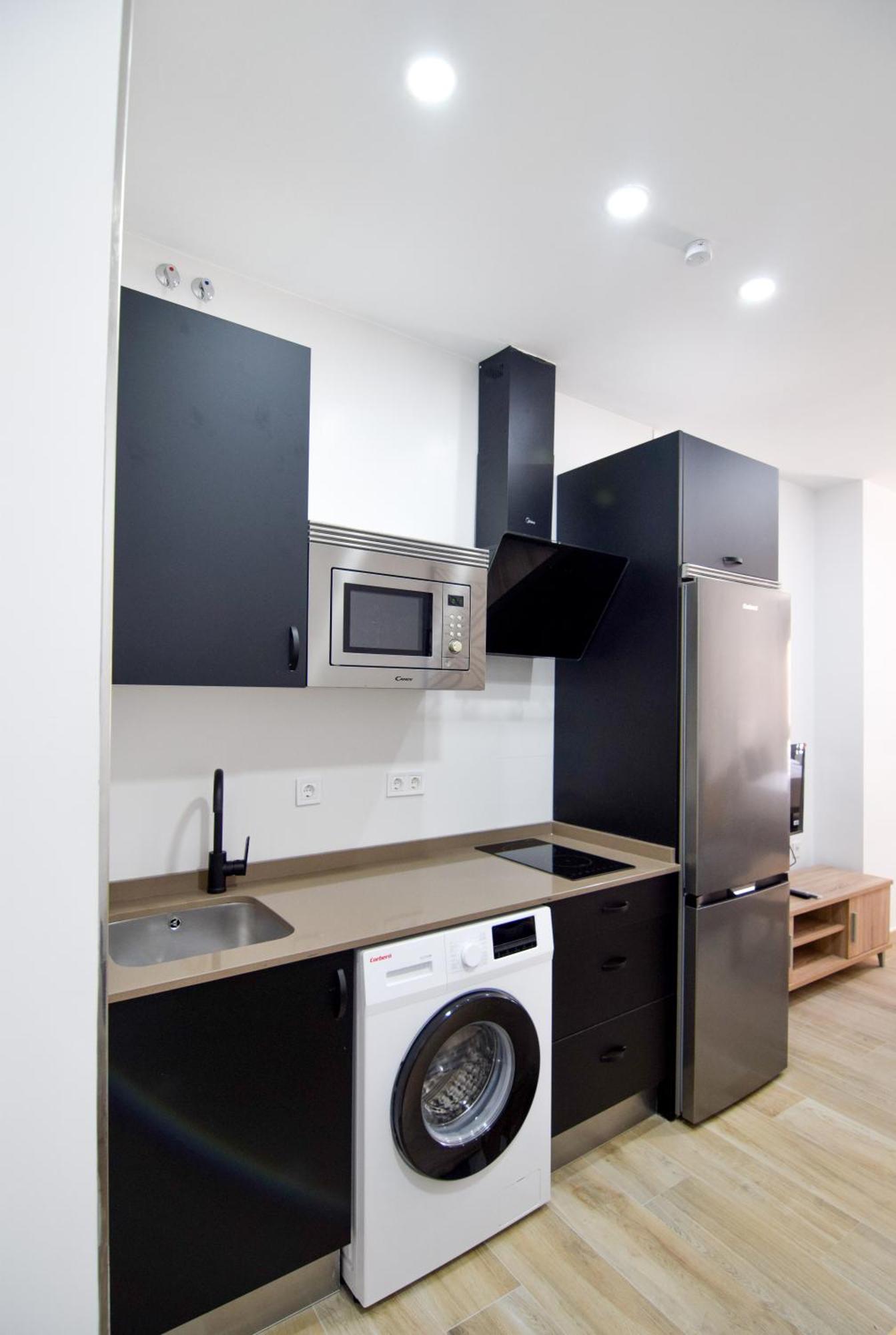 Letplanet Riquelme Apartment Малага Екстериор снимка