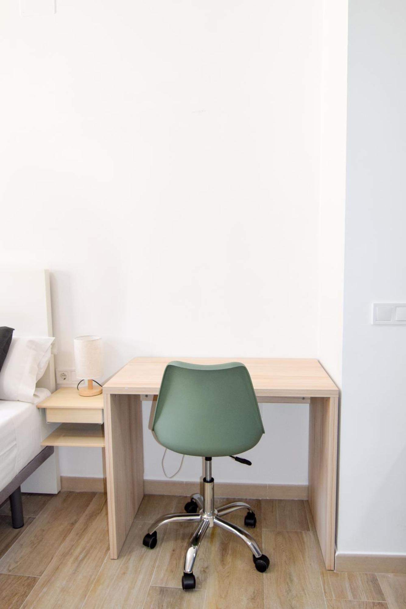 Letplanet Riquelme Apartment Малага Екстериор снимка